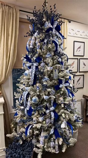 ✨ Blue & White Christmas Elegance ✨ Our stunning Chinoiserie Christmas Tree is dressed in timeless blue and white — filled with delicate glass ornaments, lush ribbons, and snowy branches for a sophisticated holiday look. 💙🎄 If you love classic elegance with a festive twist, this tree will take your breath away! #ArtisanHome #ChinoiserieChristmas #BlueAndWhiteChristmas #ElegantHolidayDecor #ChristmasInspiration #HomeDecor #HolidayStyle | Artisan Home