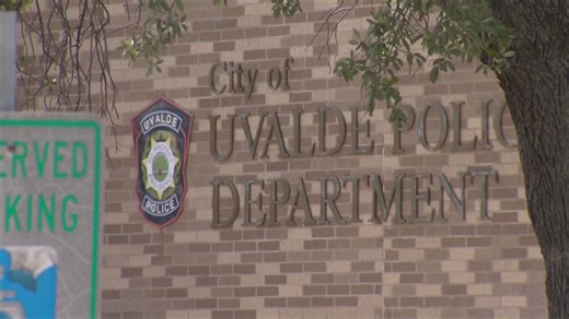 Uvalde police lieutenant retires amid scrutiny from CNN report, city says