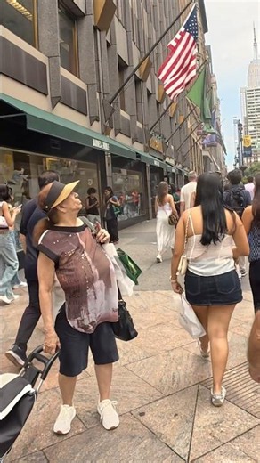 🗽 Walking Fifth Avenue in NYC