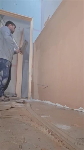 Cross trawling a small wall. #plastering #Skimming #Anglesey