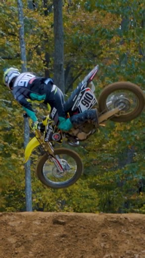 Carson Brown on Instagram: "RM250 ERA’s with @kenroczen94 is now live over on my YouTube! We held this thing wide open and gave it everything we had, you guys won’t be disappointed 🔥 What has been your favorite ERA’s episode so far? @redbullmotorsports @redbull @motosportinc @rdrco.inc @bbrmotorsports @allballsracing_ #RM250 #suzuki #2stroke"