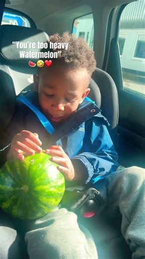 Talking to his Watermelon 🍉 #woodieminofam #thedude #family #familyvlog #school