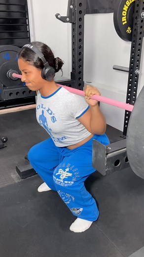 Vane 💖 | a dónde vas 🙂? @youngla @younglaforher Code: VANE -15% 🫶🏻 | Instagram