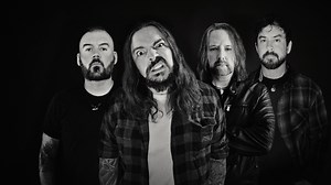 Seether premiere powerful video for heavy new song "Beg": Watch