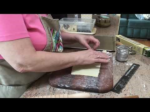 Lady Locks how to cut with a Pasta Pin