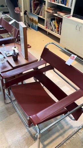 EstateSales.NET on Instagram: "True gems at this Houston sale ✨️ featuring Wassily chairs, vintage pottery and kitchenware, fine rugs, and an art collection worth getting up early for🖼️⁠ ⁠ This sale has passed, but after watching we'll be scrolling the app for sales near us that are just as good — how about you? Link in bio to plan your weekend 🔗⁠ ⁠ 📷️: @_abbyledet on TikTok⁠ ⁠ ⁠ ⁠ ⁠ ⁠ ⁠ estate sale finds, vintage decor style, mcm, mid century, houston, thrifted home, resale finds, decor insp