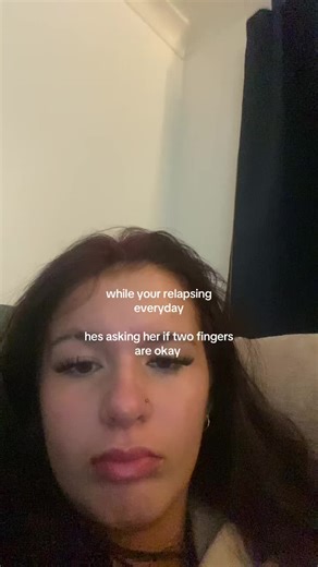 Two Fingers Transition Trend Explained