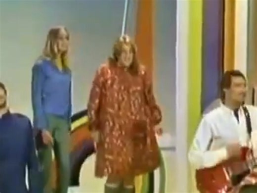 Monday, Monday – The Mamas & The Papas...🎧 Watch full this song: https://oldies6080s.timelesstracks.org/monday-monday-the-mamas-the-papas/?utm_source=facebook&utm_medium=ngreel&utm_campaign=greatestoldiessongsof60s70s80s | Greatest Oldies Songs Of 60's 70's 80's