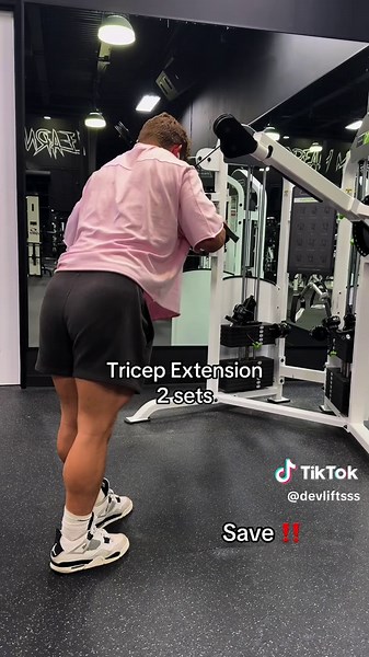 Save ‼️ Upper Day Template - link in bio for coaching - link in bio for full body training groups - link in bio for upper/lower training groups - @Gympin UK for Straps, Gympin, seatbelt from | code DEV - @PRLIFESTYLE for Elbow Wraps, Wrist Wraps, figure 8 straps, knee sleeves, etc - @ehplabs for protein powder, preworkout, energy drinks and all other supplements | code DEVLIFTS - @AUDENTIA for clothes | code DEV - subscribe to YouTube @ devvliftts - follow on instagram @ devliftssss - add me on 