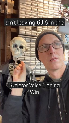 This is a #raspi running #piper TTS #voicecloning #skeletor singing #snoopdogg #maker #python