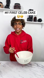 Honored to make this cake for the queen #blackbakersofinstagram #baking #cakedecorating #MaryJBlige #celebritycake | Everything Just Baked