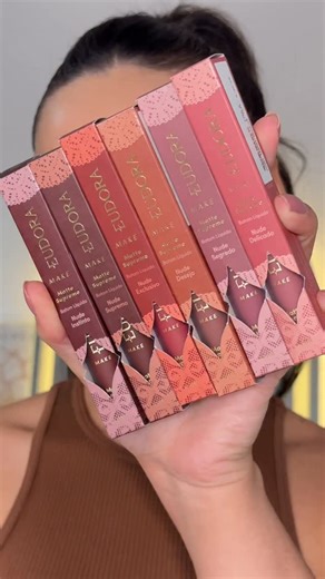 JOICY SANTOS on Instagram: "Qual foi sua cor favorita!? Todas as cores do batom líquido Matte Supreme da @eudora As minhas foram: Nude desejo e Nude Instinto 👌🏻 Você encontra todas as cores através deste ID no @mercadolivre 👇🏻 JOICYS-8J6H Aproveita que tem várias ofertas de Natal por lá!🎄 #MercadoLivre #MeusFavsDoMercadoLivre #eudora #eudoraoficial #batomliquido #batom #eudoraoficial #eudorabrasil #batommatte"
