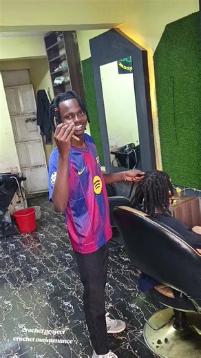 Expert Dreadlock Maintenance at Charis Dreadlocs Clinic