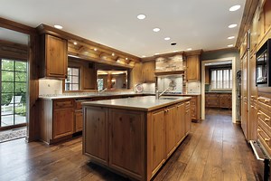 What Color Vinyl Plank Flooring Goes With Oak Cabinets?