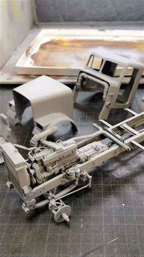 Freightliner scale 1:24 Part 1🤩 #painting #automobile #scalemodel #diy #miniature #truck