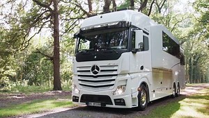 127K views · 1K shares | You Could Stay in Home Or Ride in this Motorhome | Technology Innovation | Facebook