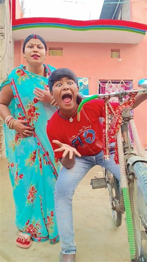 chaliye cycle De idhar 🤣😂#trending #trendingshorts #youtubeshorts #shortsfeed #funny #cartton 🤣😂