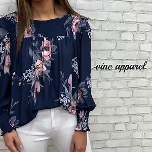 The beautiful Carrie Top in Navy Floral has now been restocked. Really, really pretty. A gorgeous shape, a great length, and just pretty x x Shop HERE: vineapparel.com/collections/tops/products/carrie-top?variant=39403556110470 | Vine Apparel