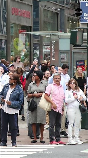 Midtown Manhattan building evacuated after beams found buckling
