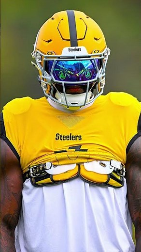 Gold helmets are on 🔥