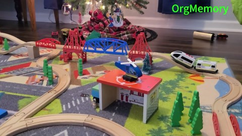 Wooden Train Bridges, Crossing Track Bridge, Wooden Train Track Accessories, Wood Train Tracks, Train Tracks Compatible with All Major Brands, Wood Toys for Girls & Boys