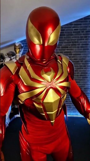Spiderverse. Iron Spider cosplay