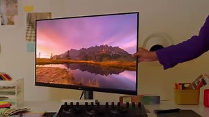 145K views · 62 reactions | Crea tu mejor contenido desde 365 puntos de vista distintos con la nueva gama de monitores LG ERGO. Su diseño ergonómico permite un movimiento completo y se ajusta a tu espacio de trabajo como ningún otro. Lleva tu creatividad al siguiente nivel y disfruta de una calidad de imagen única. ✨ | LG Global | Facebook