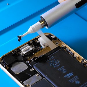 3.4M views · 989 reactions | Phone repair hacks to fix it by yourself | 5-Minute Crafts GIRLY | Facebook