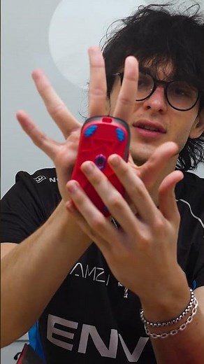 The Thorn V2 has arrived from LAMZU, and Rossy is breaking down his first impressions 🔥