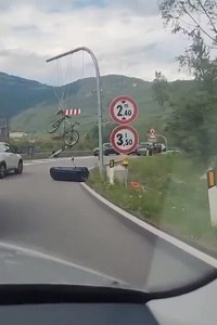 sodobna umetnost 😅 | Alen Farkas