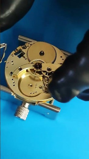Restoration of a Vintage Chopard Pocket Watch – Complete Disassembly