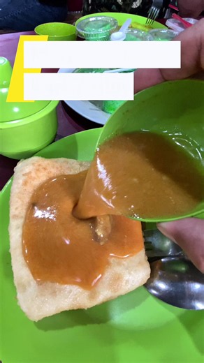 Gak salah dengar, Martabak Kuah Kari cuma 7 RIBUAN! 💸🔥 Namanya Martabak Al Barokah. Variannya lengkap dari martabak sayur, sosis, kornet sampai martabak Indomie. Kuah karinya kental, gurih, dan nagih nian! 👇 Tag kawan kamu yang pengen diajak kesini sore ini! Jangan lupa save dan share dan follow biar gak ketinggalan info menarik dari ,#adolokak