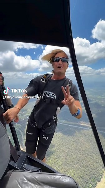 Paragliding Thrills with Abdalin - Adrenaline Rush!