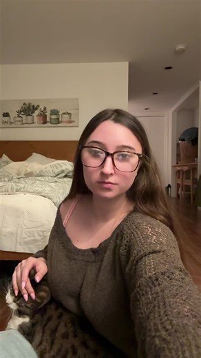 Poopoopeepee (@rissyrooo)’s videos with Stateside Zara Larsson - PinkPantheress