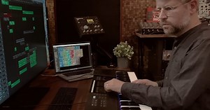 Teflon: Richard Veenstra jams with AAS Multiphonics CV-1 modular synth