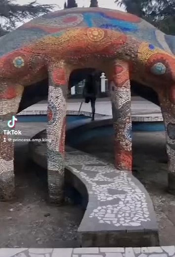 ‏#amputee #amputeegirl