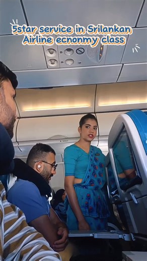 Travel With Waleed on Instagram: "Srilankan Airline Meal Review & Airline Rate #LahoreToColombo #travelwithwaleed #srilankanairlines✈️"