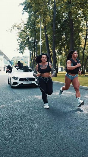 На характере 👍🏻 ТΓ: Daria Pluzhnikova #sports #viral #model #fyp #motivation #рекомендации #strong