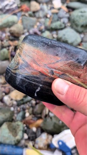#rockhound #hematite #geology #rocksrock #rockhunting