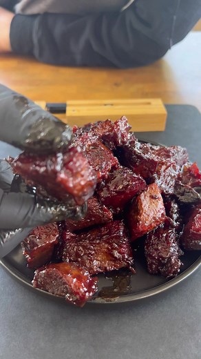 Chuck roast burnt ends with @MEATER