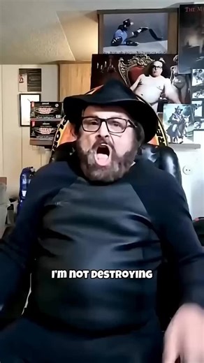 Perry Caravello Live on Instagram: "A Beautiful, Brand New Wetsuit"