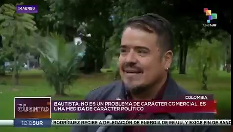 La embajadora de Colombia en Ecuador, María Antonia Velasco, reveló durante el Consejo de Ministros realizado en Nariño una serie de visitas “inusuales” del expresidente Álvaro Uribe al Palacio de Carondelet. Según la diplomática, estos encuentros coincidieron con la decisión del gobierno ecuatoriano de imponer aranceles a productos colombianos, primero del 50 % y posteriormente del 100 %.¿Tendrá algo que decir @DanielNoboaOk?