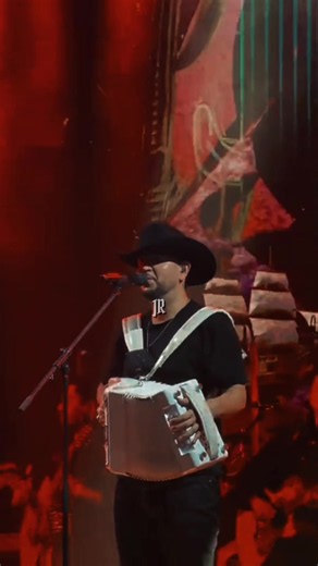 Hoy te voy a decir… #calibre50 #edenmuñoz #eltiernosefue #enamorados #romanticas