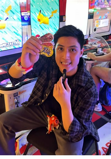 Replying to @MDP Do Meza tags from other regions work in the Pokémon Mezastar machines here in the Philippines? 🤔 Trying out the Trainer ID, Meza tags and Dynamax Band I got from Malaysia to find out myself! Both are English version so I think so 😬 I haven’t tried Japanese, Korean, or Simplified Chinese tags but from what I know, they don’t 🥲 #pokemon #pokémon #PokemonMezastar #pokemonphilippines #BattleAndCatch