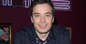 US chat show host Jimmy Fallon tests positive for Covid during Christmas break | BreakingNews