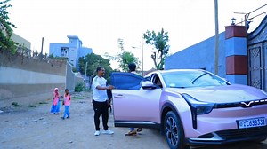 217K views · 19K reactions | Afeerraa laaqanaa Zaki Dallas fi Keessumma Isaa Waliin Mana Kiyyatti Godheef Guutuu Video Kanaa Link  Asii Gadii Kanaa Xuqaa YouTube Kiyya Jalatti Daawwadhaa https://youtu.be/Op5cLJukbII?si=0Uc6d2kQki9huggh | Jafe Tube | Facebook