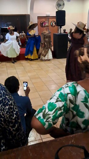 Vidéos de original Dj explosion (@original.dj.explo) avec son original - original Dj explosion