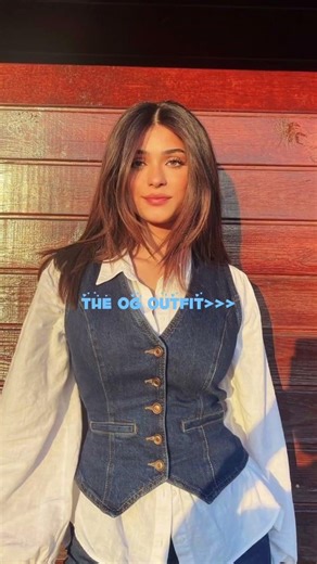 This Denim Vest Outfit Is Everywhere 🔥 | Street Style Look. #Shorts#DenimVest#DenimOutfit