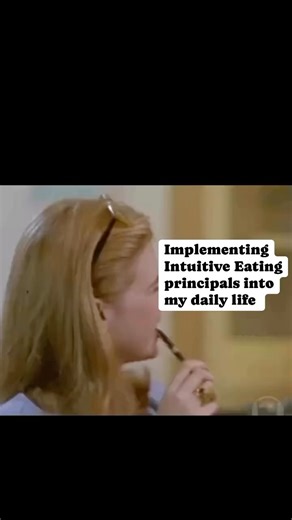 Drop a 🌟 if you can relate The Intuitive Eating framework can be incredibly helpful for ADHDers struggling with their relationship with food. But things like medication, emotional dysregulation, impulsivity, the need for dopamine, and executive function challenges can make it harder to figure out how to get started on the Intuitive Eating journey. But you don’t have to figure it out on your own! Join our 2-day masterclass to learn about executive functions, the basics of Intuitive Eating, and h