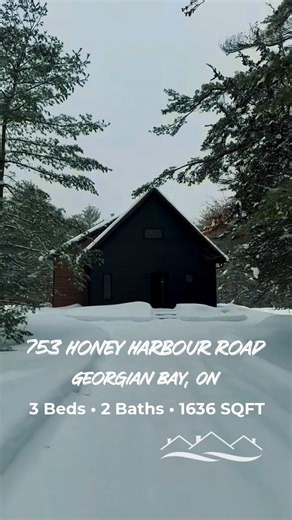 📍 753 Honey Harbour Road 💰 Offered at $950,000 🔎 View full details: https://tinyurl.com/359jd9xz Set on 7 private acres with 230 feet of frontage, this newly built modern retreat offers exceptional year-round land use in the heart of Georgian Bay Township. The expansive acreage provides the ideal setting for snowshoeing, snowmobiling, and cross-country skiing, all from your own property — a rare combination of privacy, recreation, and long-term land value. 🌿 7 acres of private land ❄️ Ideal 
